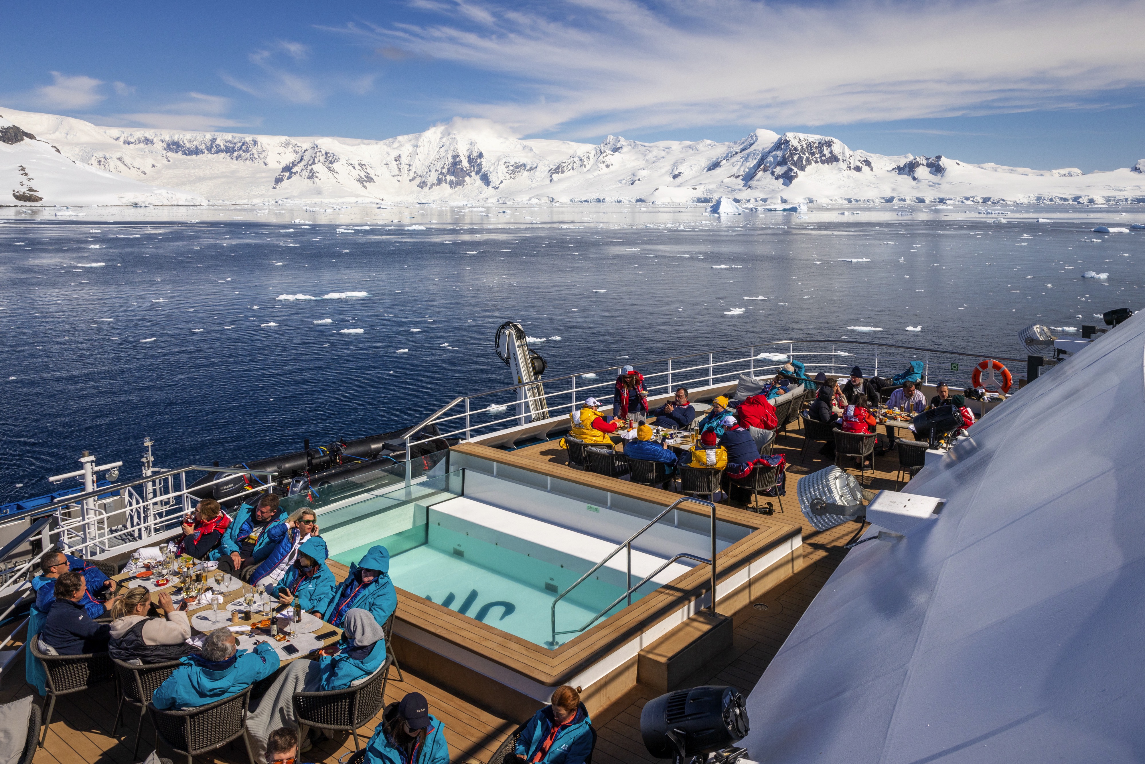 Pool Bar & Grill on SH Minerva